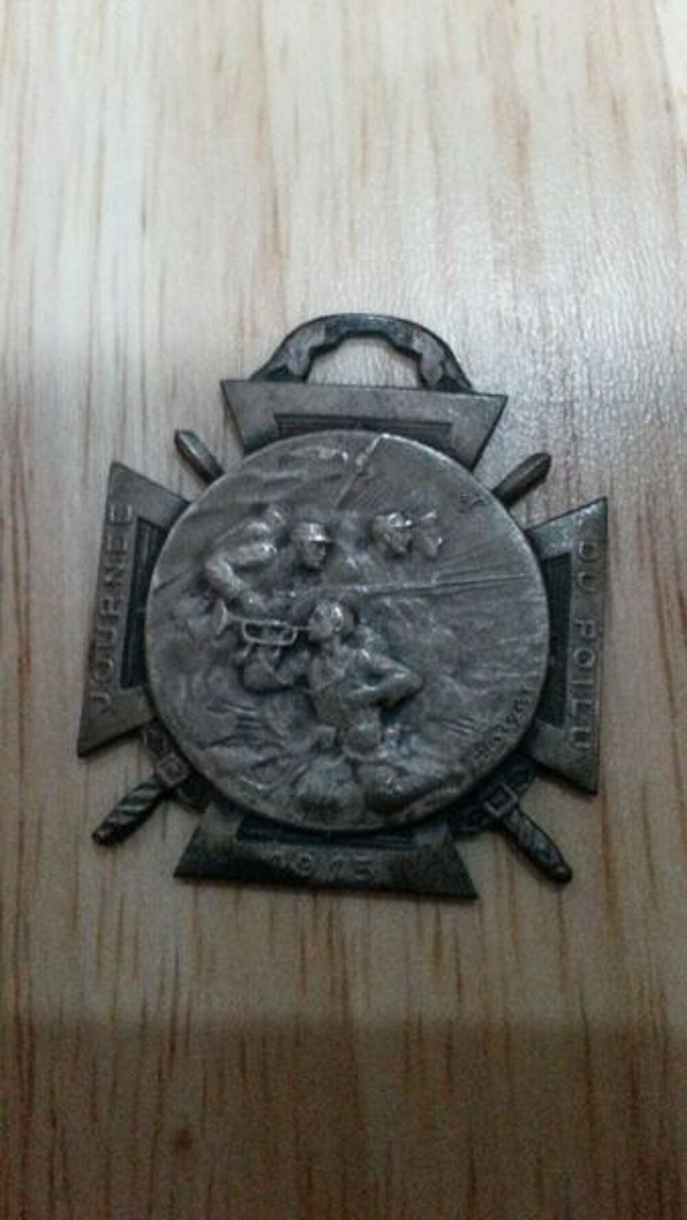 M&eacute;daille "Journ&eacute;e du poilu 1915" 