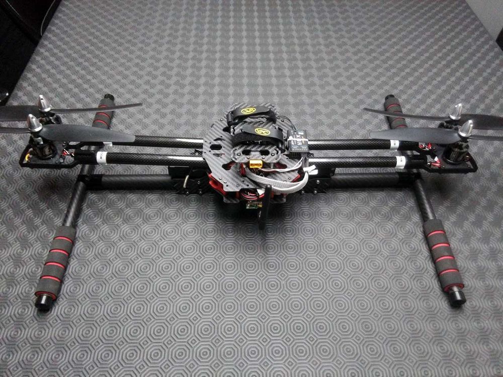 Drone FPV Quad Carbone Taille 600 Photos/Video/TV