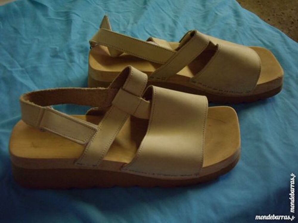 Sandales beige &agrave; scratch pt 39 Chaussures
