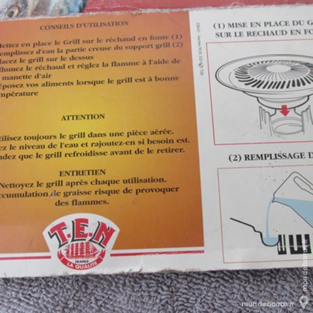 GRILL DE TABLE FONTE tournant + 6 ramequins Electroménager