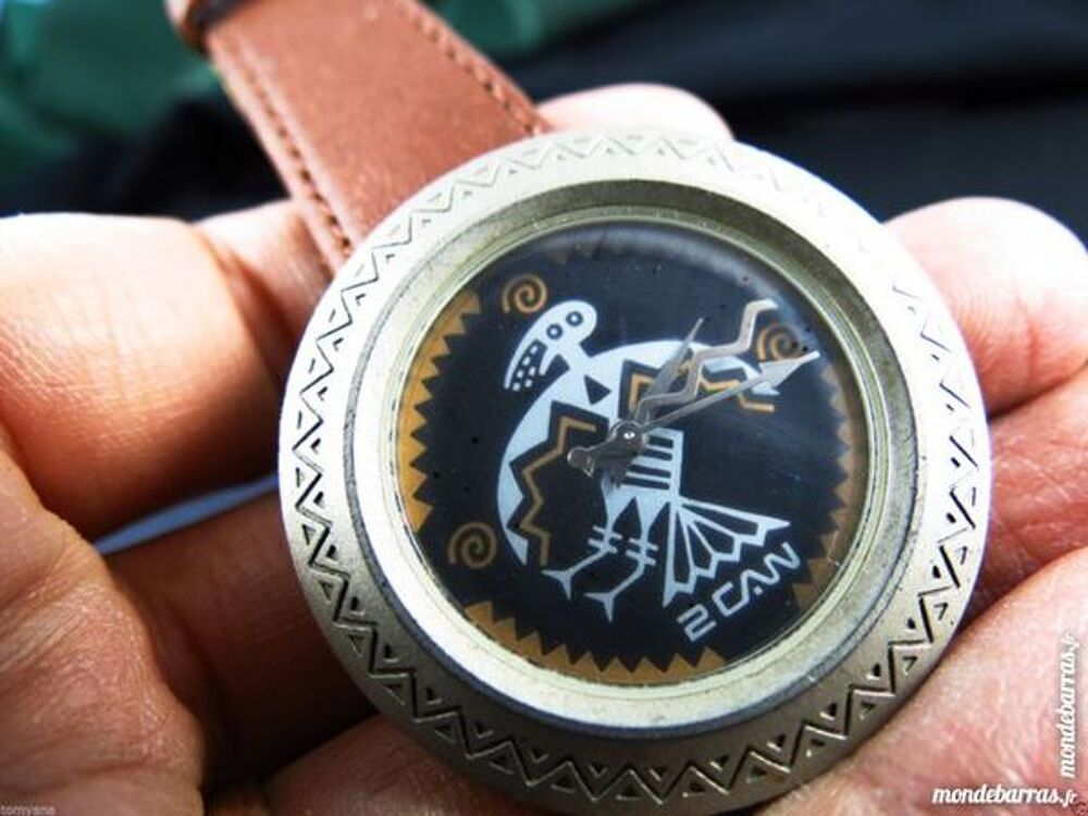 RED SOIL INDIAN PATERN montre analogique DIV0464 Bijoux et montres