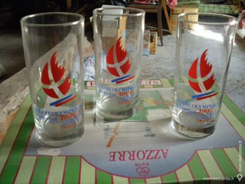 verres de collection des J O Albertville 18 Saint-Jean-de-Maurienne (73)