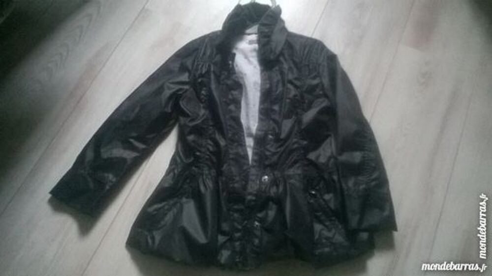 imperm&eacute;able fille 5ans Jeanbourget Vêtements enfants