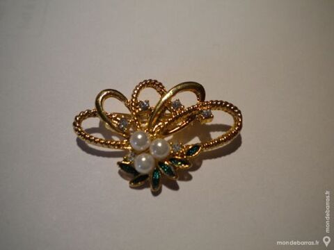 BROCHE  Corbeille  8 Dammarie-les-Lys (77)