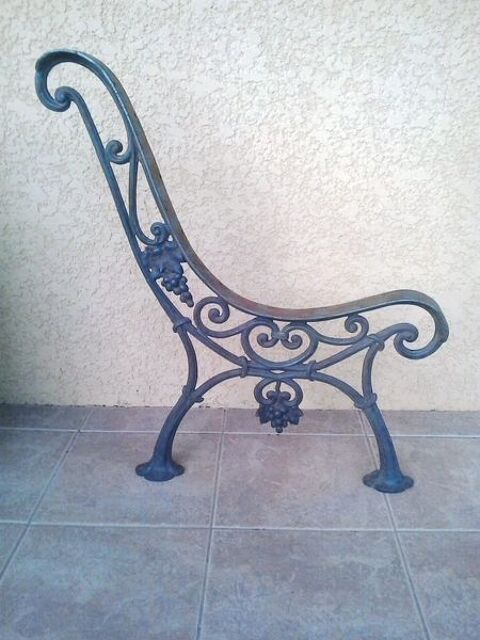 ACHAT PIED DE BANC DE JARDIN EN FONTE ANCIEN Balaruc-le-Vieux (34)