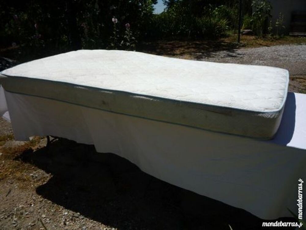 Matelas/sommier/lit/literie Cuisine
