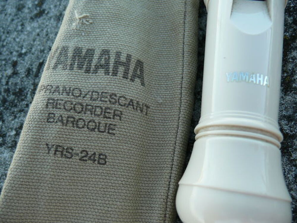 Fl&ucirc;te neuve Yamaha YRS-24B Instruments de musique