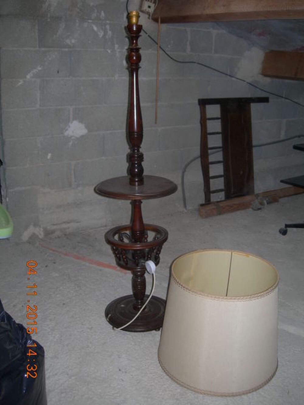 LAMPADAIRE Décoration