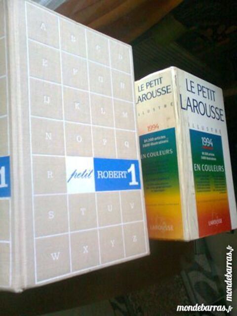 dictionnaires LAROUSSE & ROBERT - zoe 7 Martigues (13)