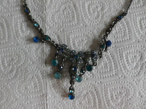 COLLIER PENDENTIF BLEU N3 8 Attainville (95)