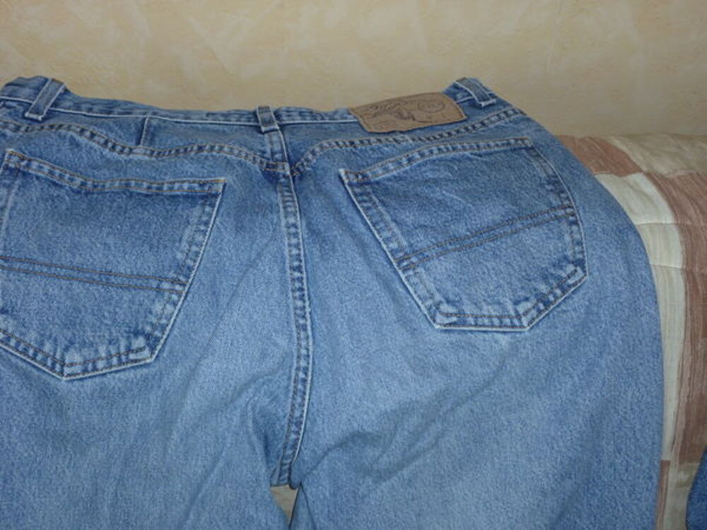 1 jean tex Vêtements