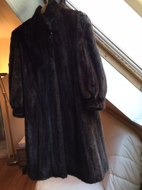 Manteau de vison T42 0 Champs-sur-Marne (77)