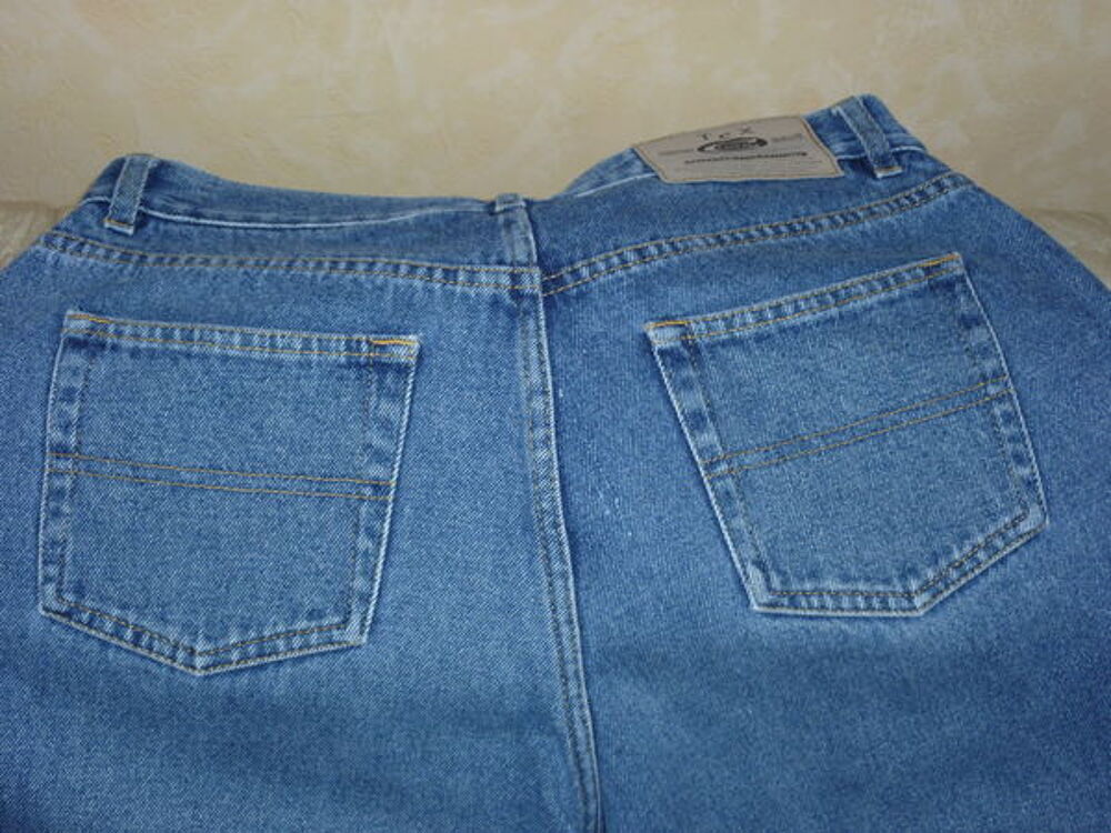 1 jean tex Vêtements