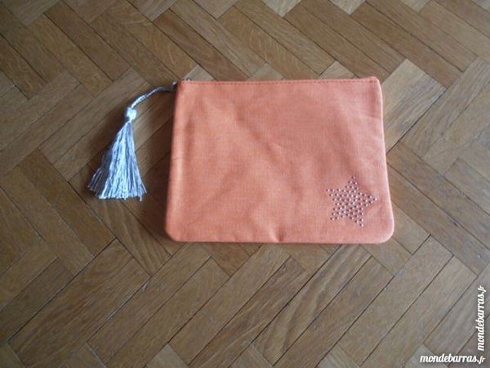 Pochette orange Maroquinerie