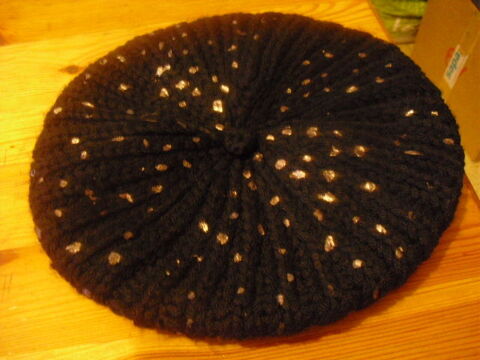 b�ret en laine a motifs dor� taille unique 3 Lyon 5 (69)