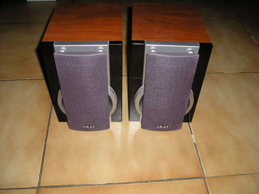 Enceintes AKAI 30 watts
Audio et hifi