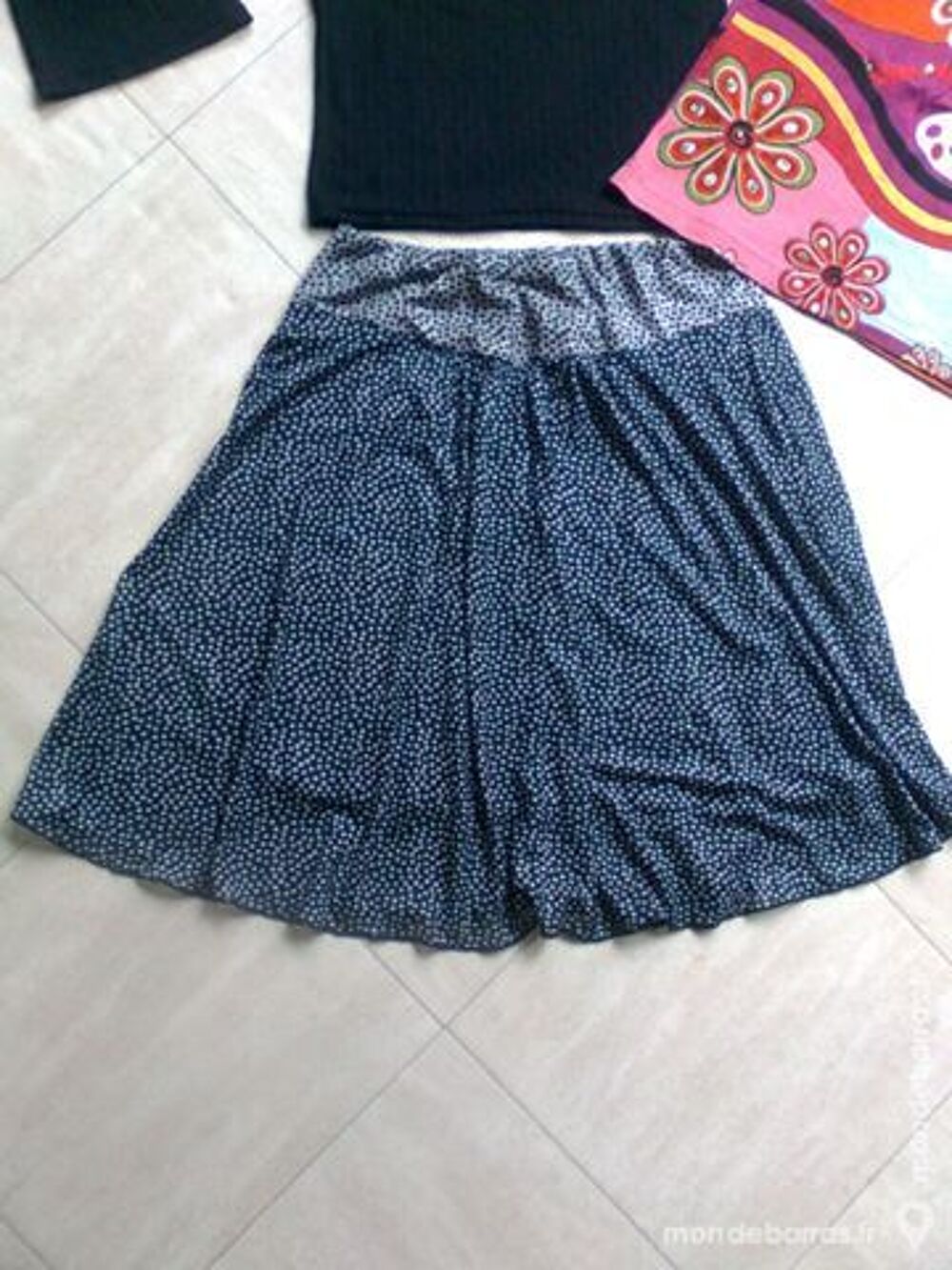 lot de 2 T.Shirts et 1 jupe &agrave; pois - S - zoeads Vêtements