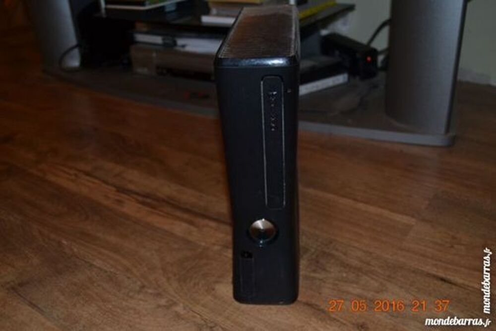 XBOX 360 Consoles et jeux vidéos