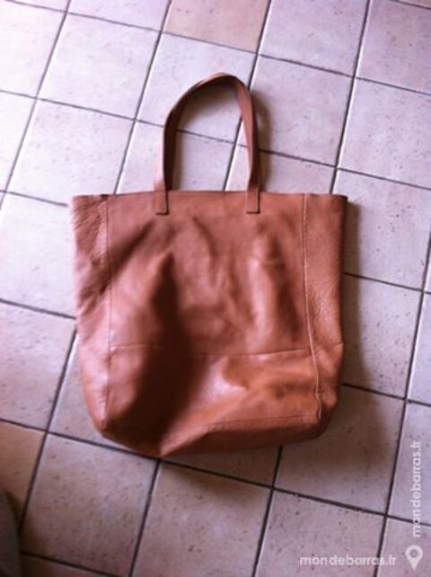 sac en cuir 80 Charleville-Mézières (08)