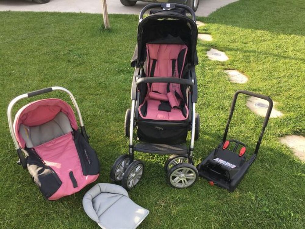 Vend poussette casualplay vintage Puériculture