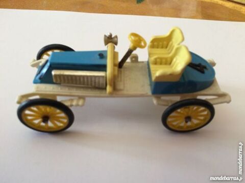 voiture miniature de collection Renault 1903 15 Rochegude (26)