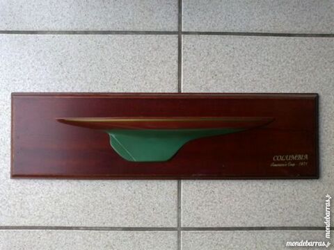 Demi-coque Columbia 25 Challans (85)