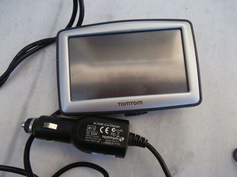 GPS TOMTOM 50 Saint-Gens-de-Castillon (33)