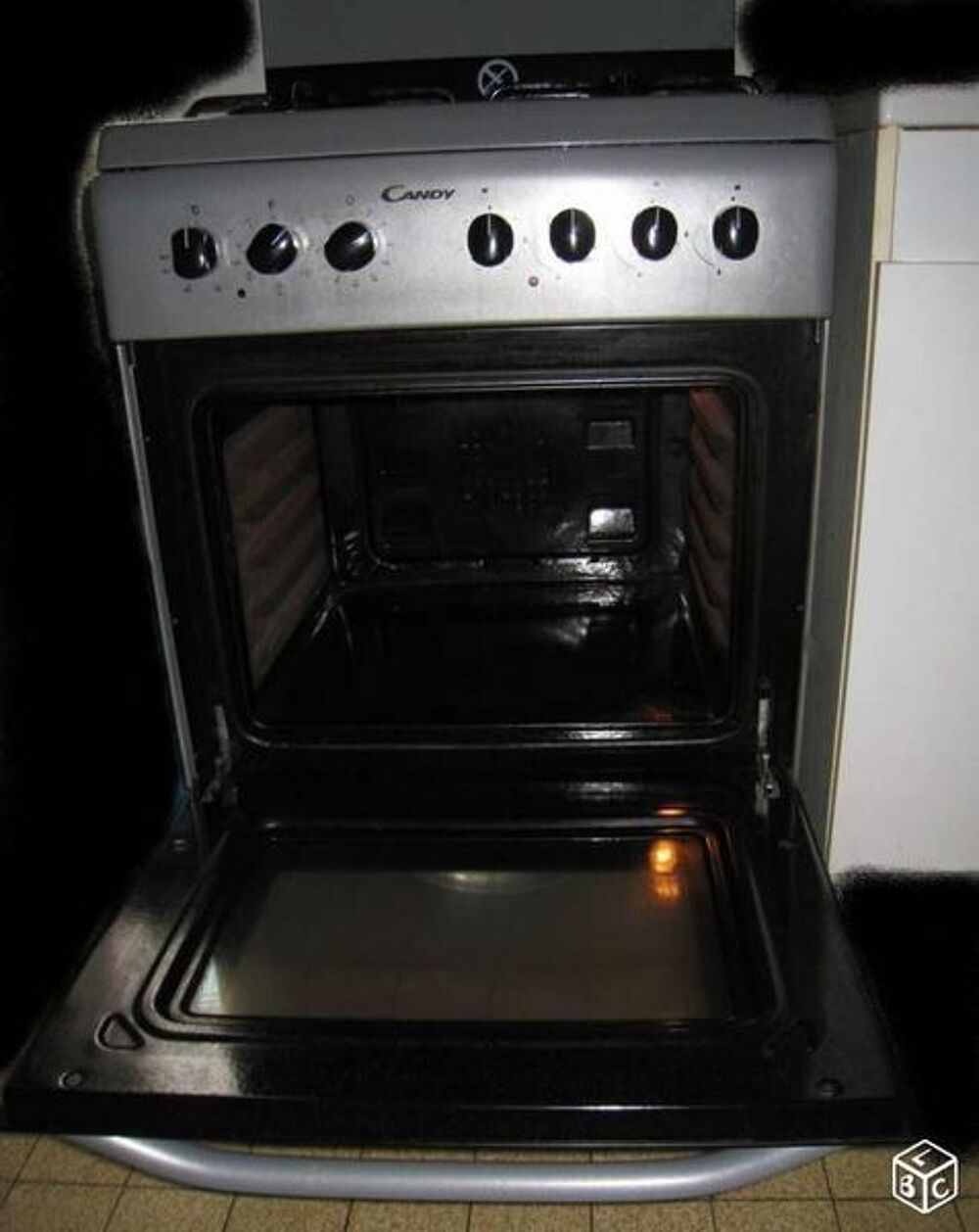 Cuisini&egrave;re &agrave; gaz 60cm four catalyse Electroménager