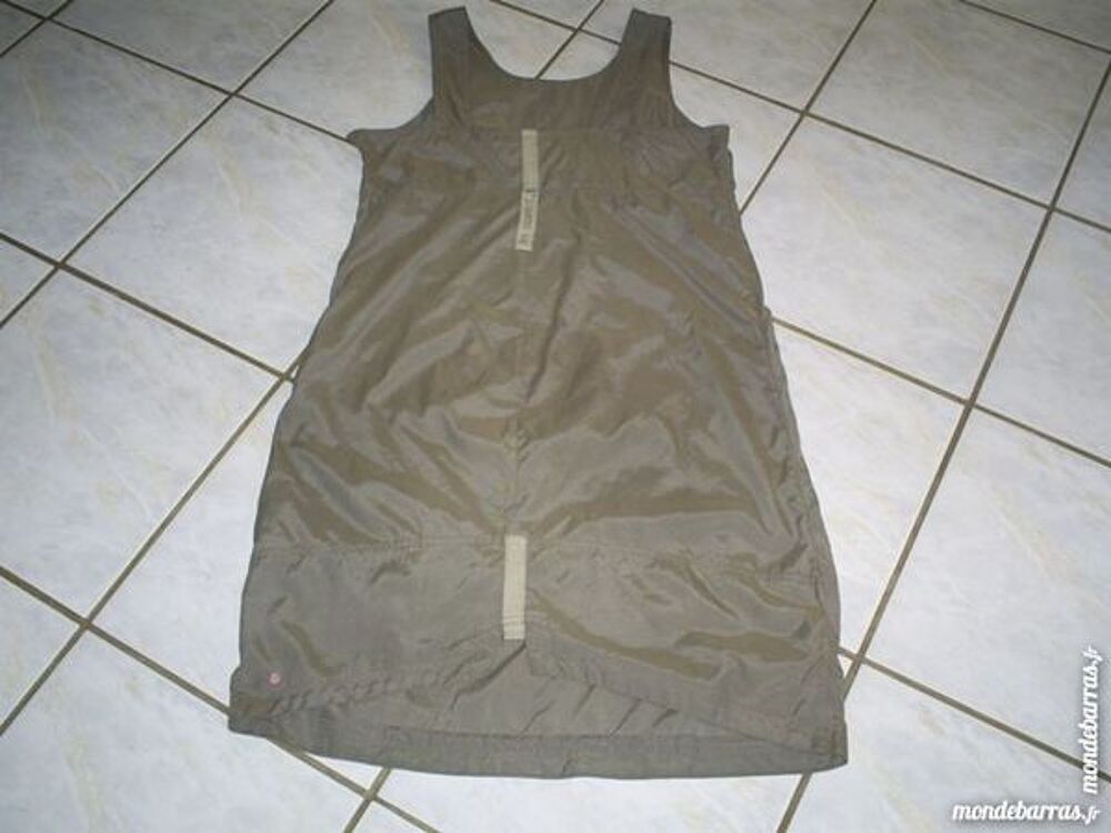 Robe MIA SOANA Taille 44 Vêtements