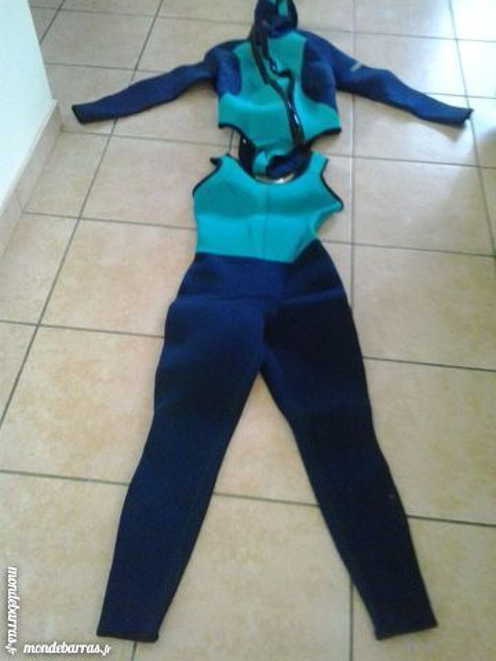 Tenue de plong&eacute;e femme neuve Sports