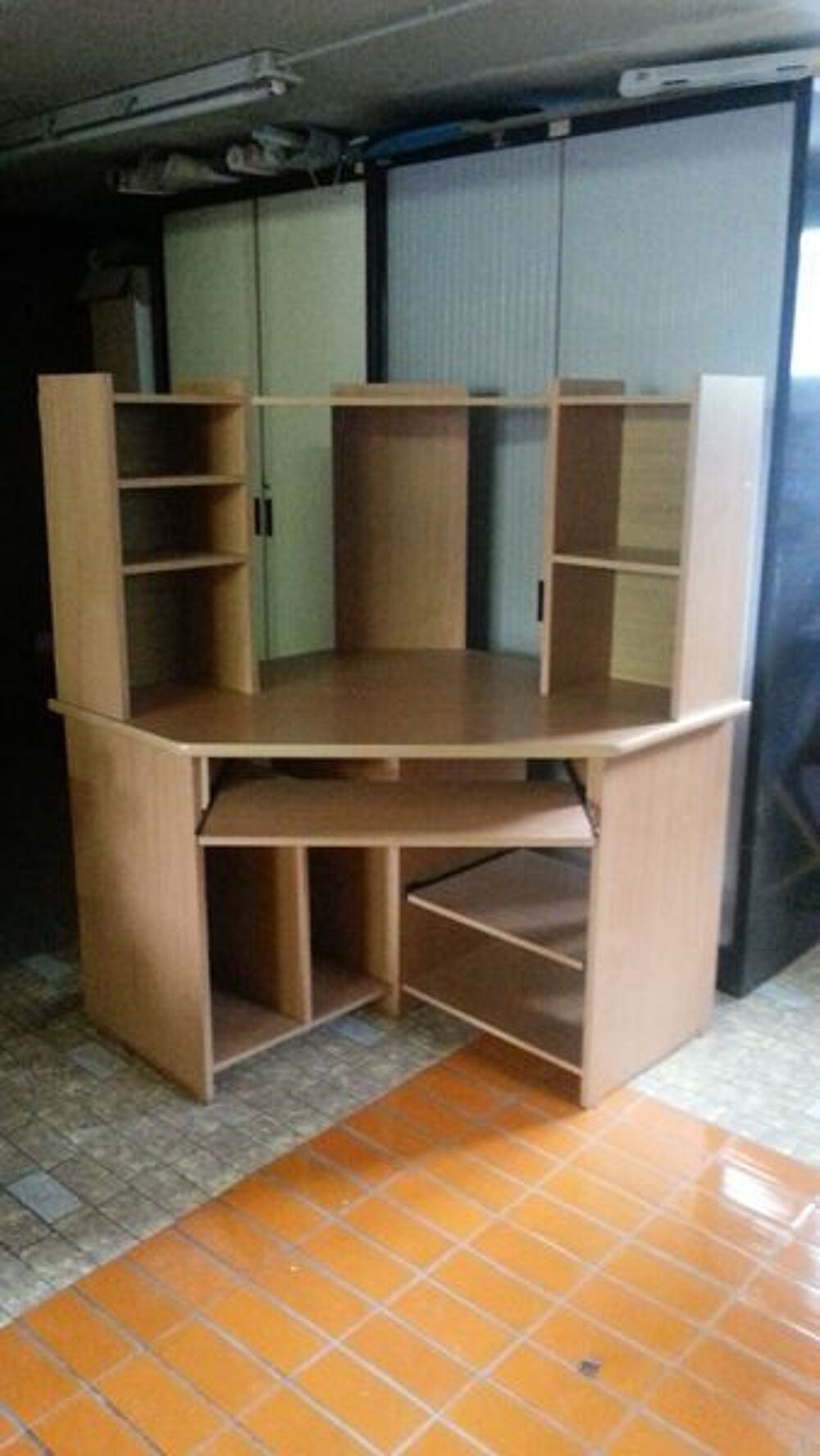 vends bureau d'angle Meubles