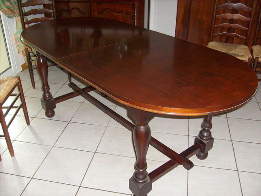 jolie table acajou massif Meubles