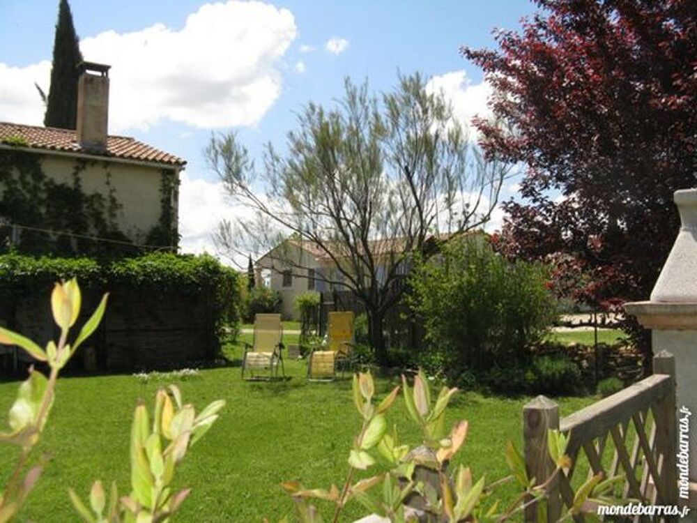   vacances 3 personnes 2 étoiles Provence-Alpes-Côte d'Azur, La Tour-d'Aigues (84240)