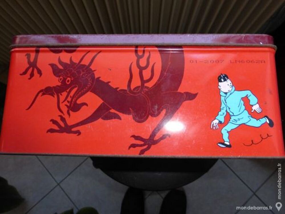 Boite en fer de collection Tintin Lotus Bleu 