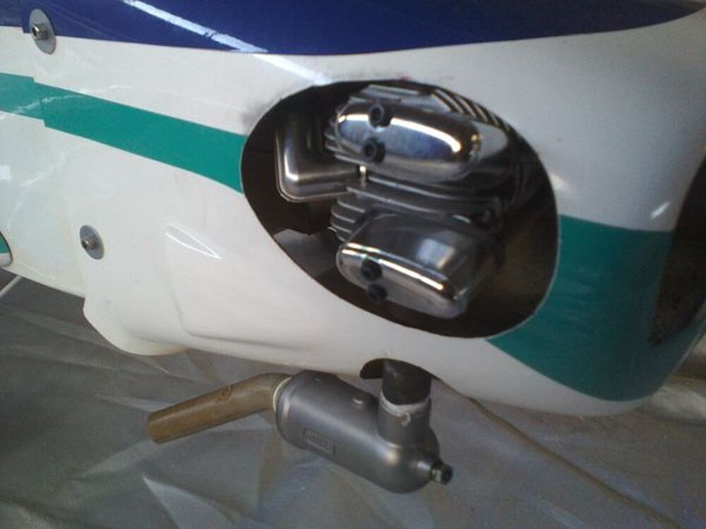 Avion ARF Mod&egrave;le R&eacute;duit Moteur Essence Pre A Voler Jeux / jouets