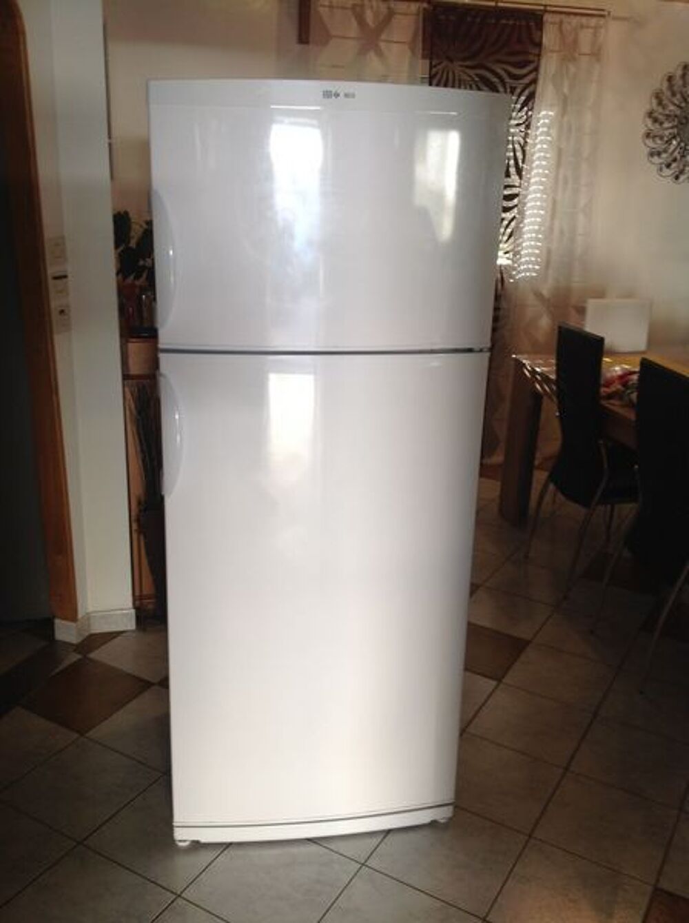R&eacute;frig&eacute;rateur far 400 litre. Electroménager