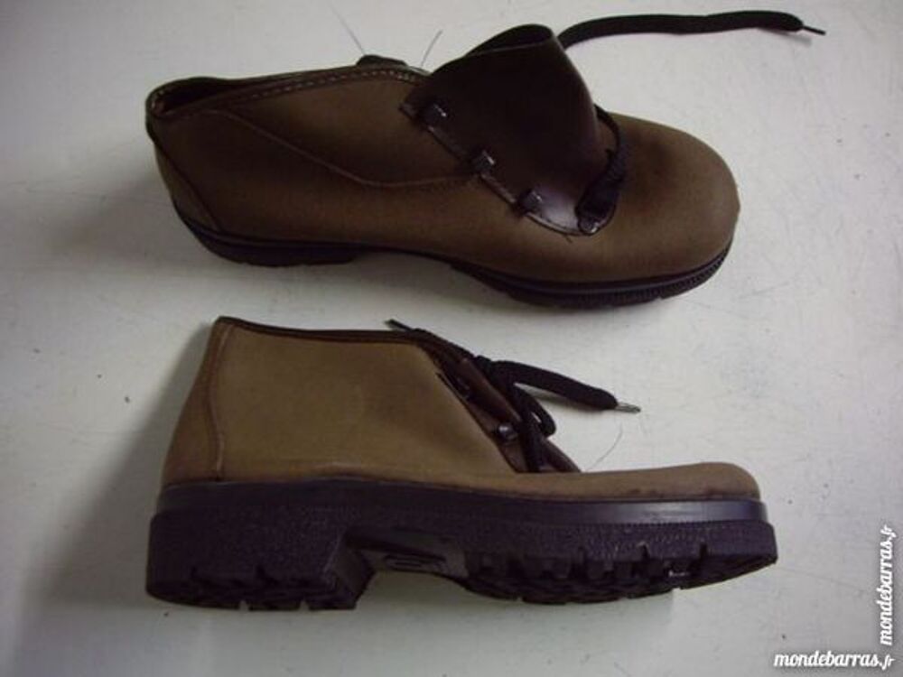 Brodequins brun pour Homme pointure 40-neufs- Chaussures