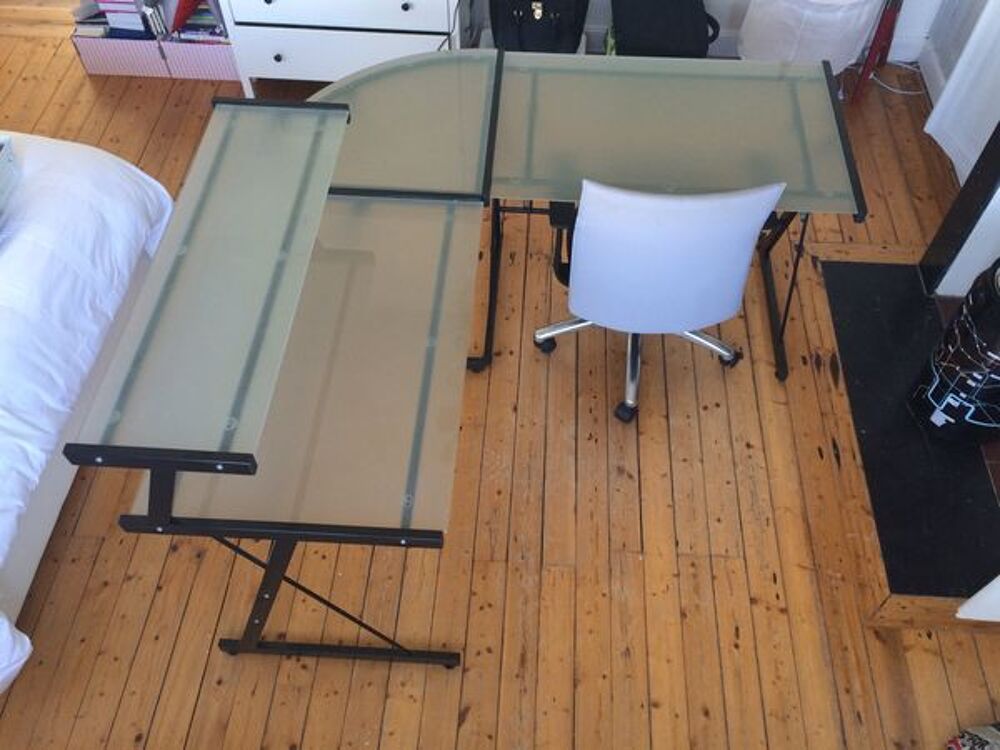 grand bureau d'angle en verre Meubles