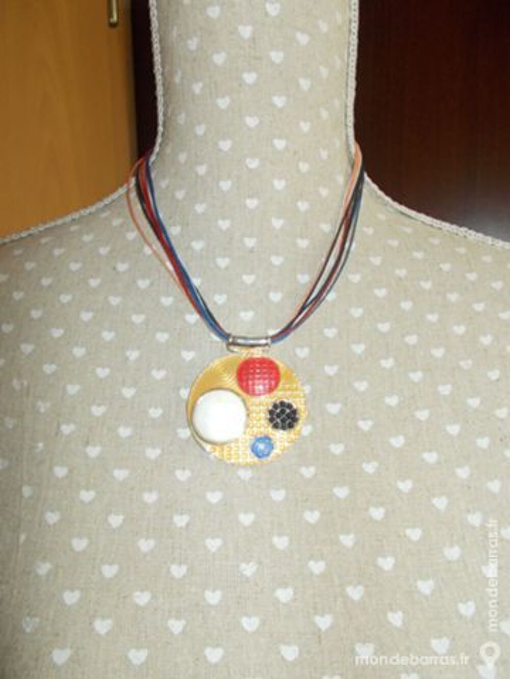 COLLIER PENDENTIF EMAIL Bijoux et montres