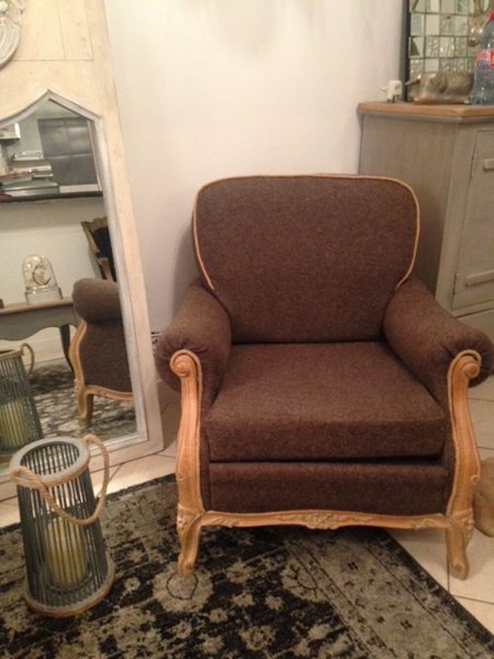 PAIRE DE FAUTEUILS COSY CHIC Meubles