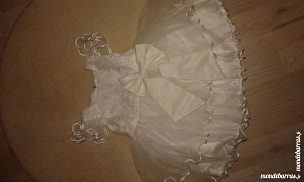 robe 6 mois Vêtements enfants
