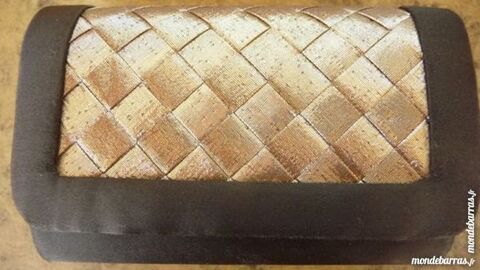 POCHETTE DE SOIREE 15 Nice (06)