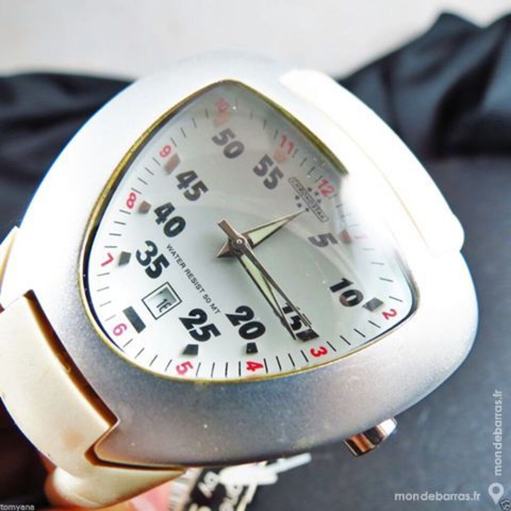 CHRONOSTAR by SECTOR montre jumbo triangle CHR0006 Bijoux et montres