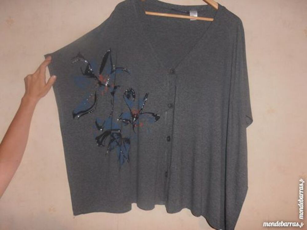 Gilet carr&eacute; gris Vêtements