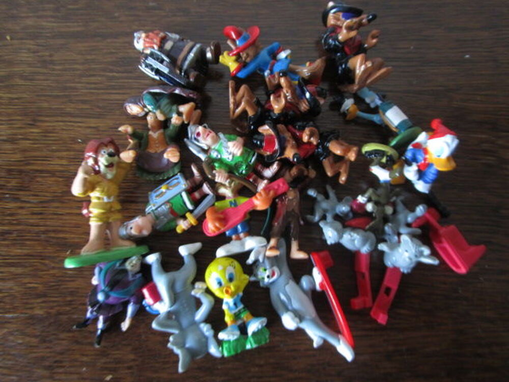 Jouets - Lot de 20 SUJETS FIGURINES de DISNEY et autres Jeux / jouets