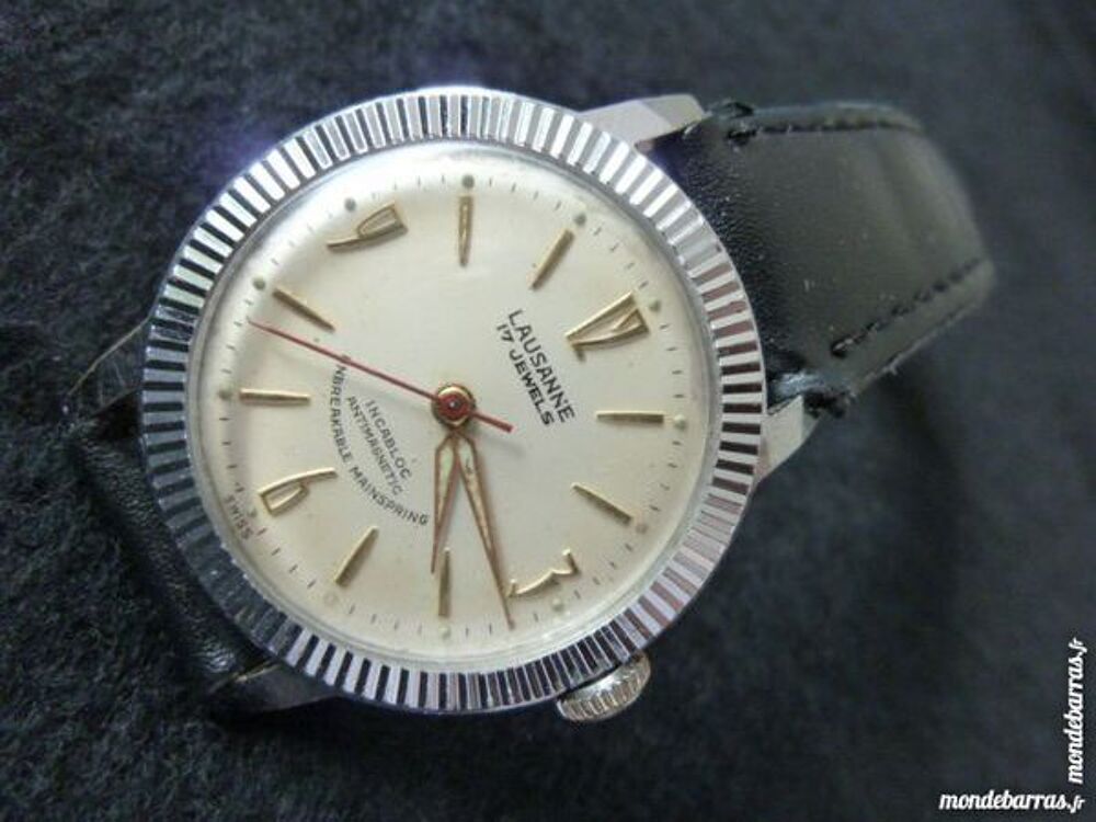 LAUSANNE ST1686 montre m&eacute;canique Suisse 17r. DIV02 Bijoux et montres