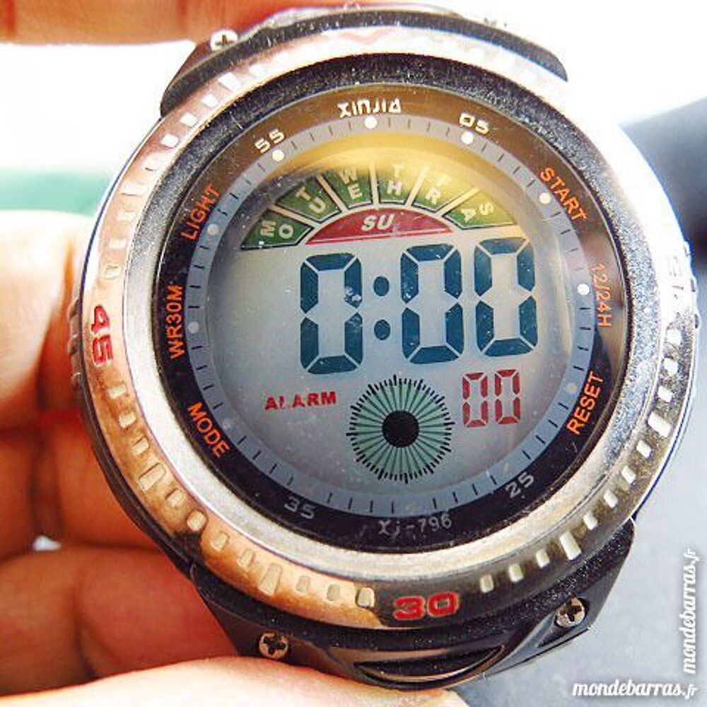 XINJIA LITHIUM montre chrono 1/100&egrave;me JUMBO DIV027 Bijoux et montres
