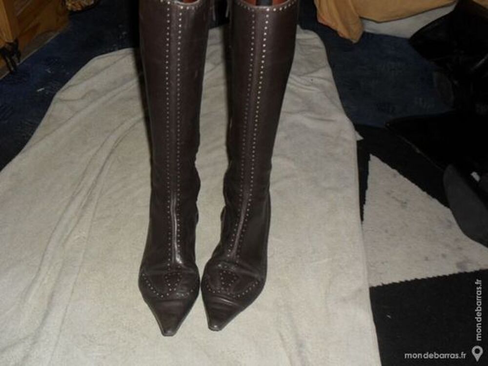bottes marron fonce pointure 38 bon etat Chaussures
