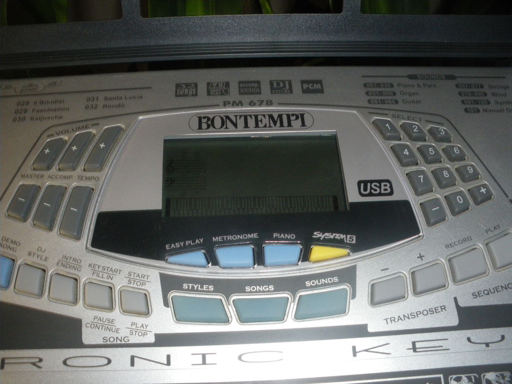 synthetiseur Instruments de musique