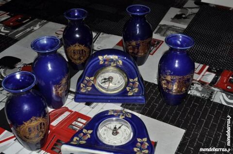 Lot de petits vases et deux pendules 5 Perreuil (71)